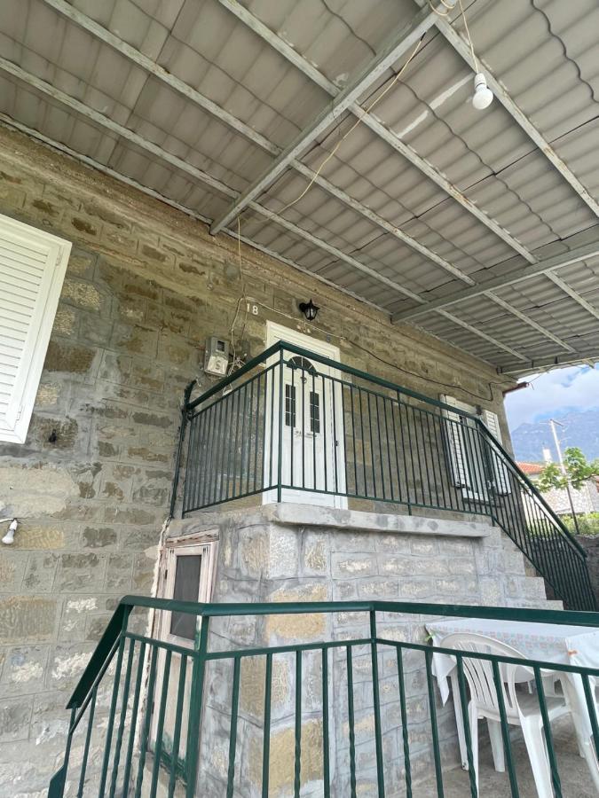 Villa Lochia - Mikrospilia House Luaran gambar