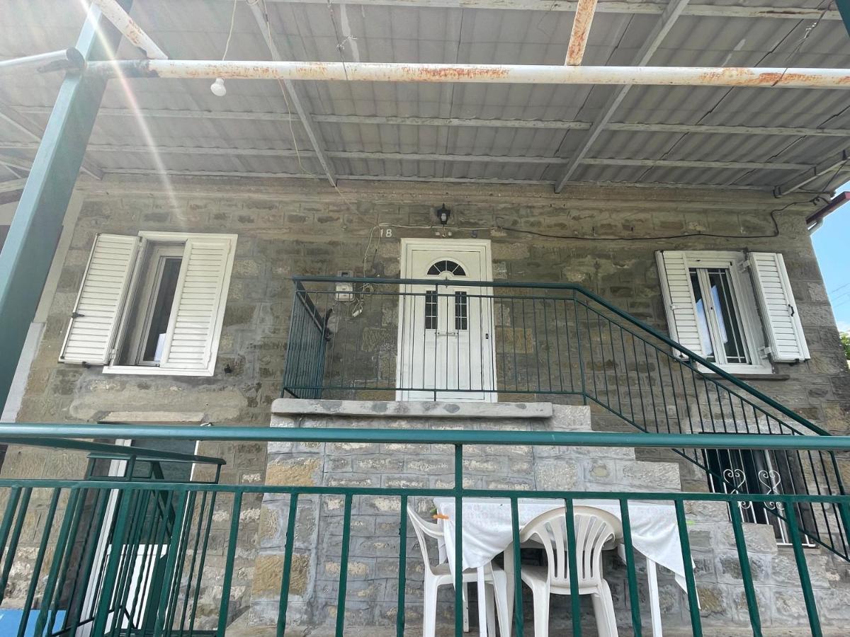Villa Lochia - Mikrospilia House Luaran gambar
